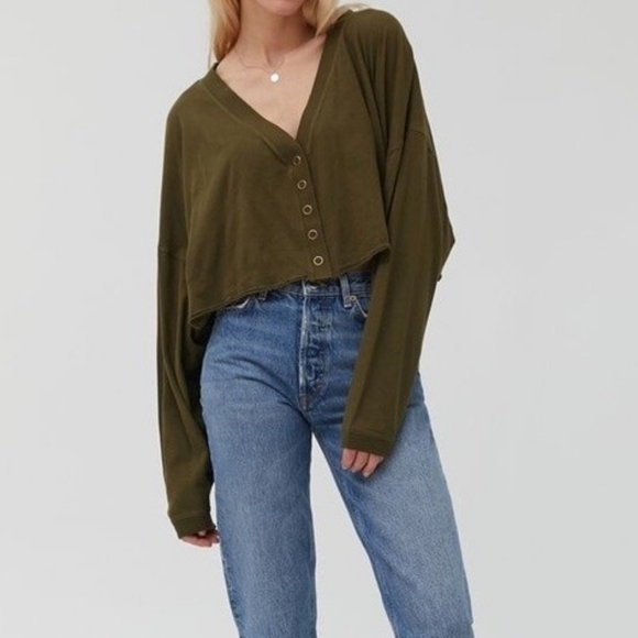 NWOT Out From Under Corey Dolman Cropped Cardigan - Picture 1 of 2